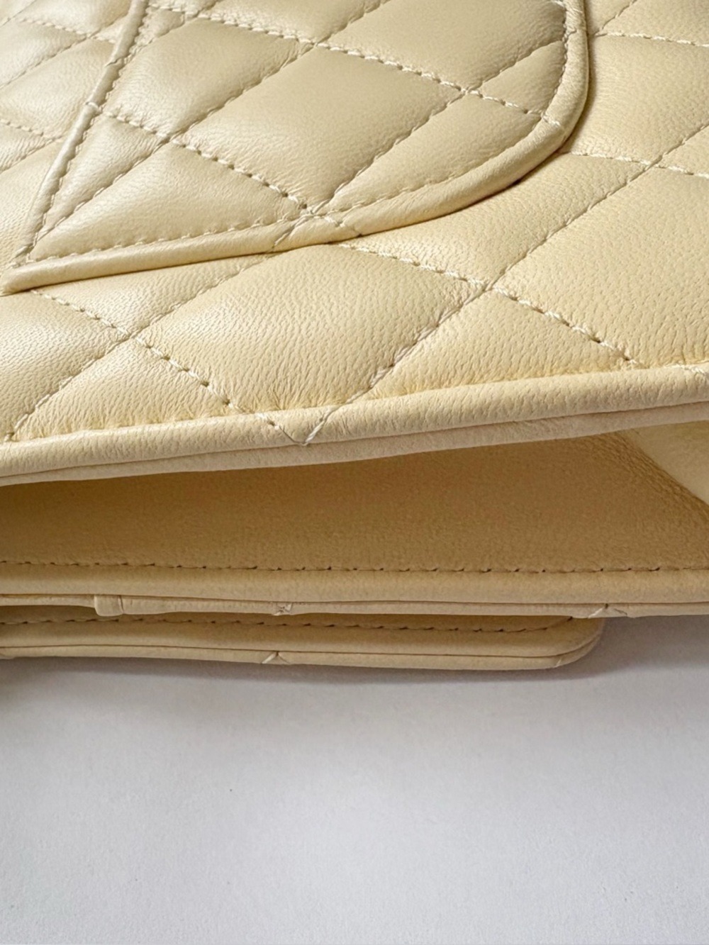 CHANEL Pastel Yellow Quilted Lambskin Crossbody Wallet on Chain “WOC” BRAND NEW - Picture 10 of 15